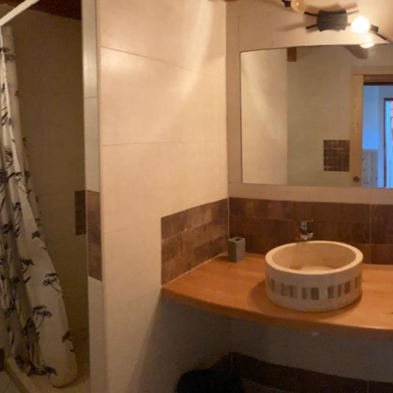 Gîte Le Moulin papillon - Chambre Quadruple avec Salle de Bains Privative - 4