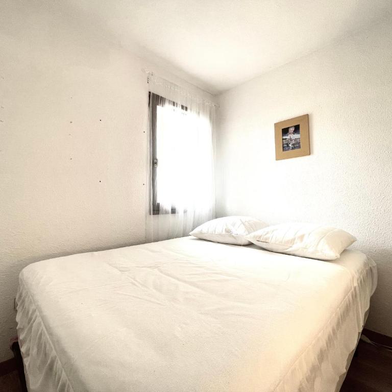 Appartement T3 face à la mer avec terrasse et parking privé à Sète - FR-1-338-587 - Apartment - 9