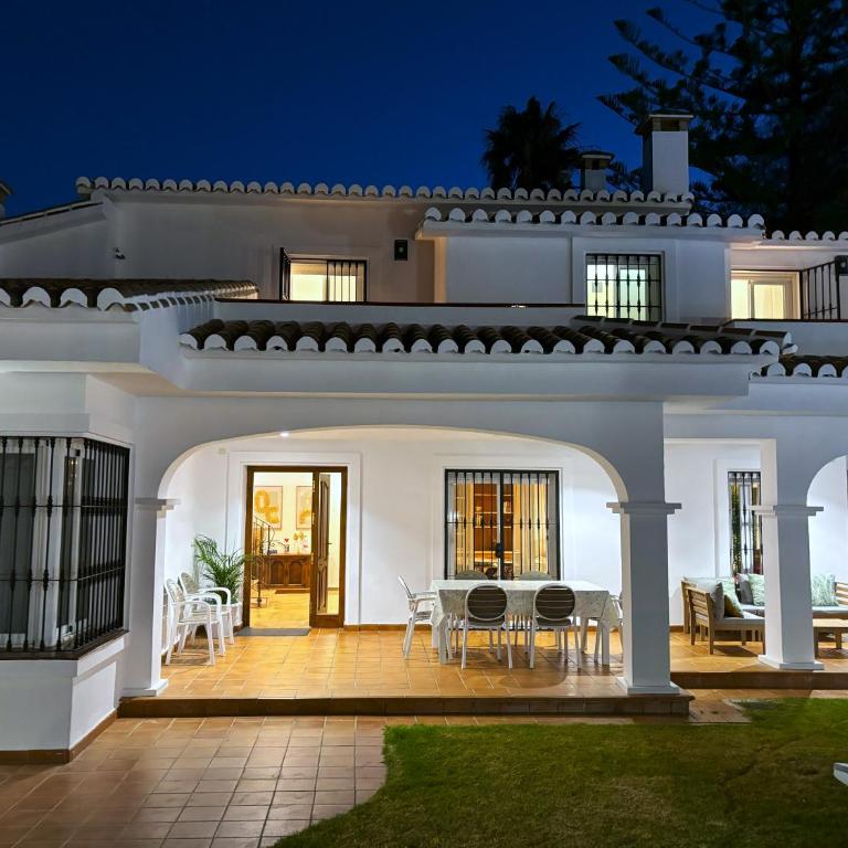 Evans Realty AV Villa & Piscina & Bbq & Chill Out - Villa con piscina privada - 27
