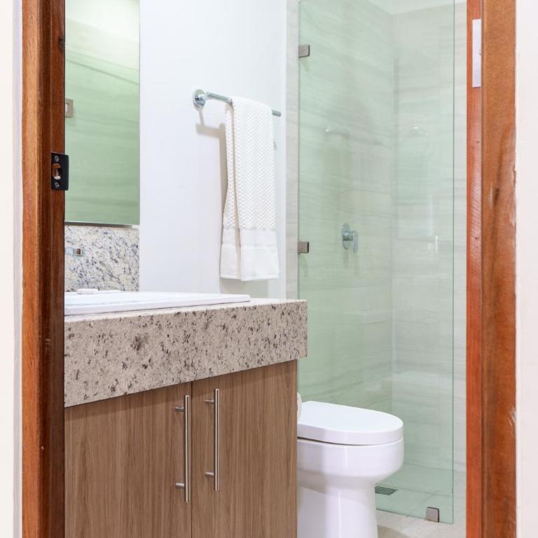 Downtown Penthouse with Private Pool, Rooftop Pool and Gym, short distance from Beaches, Restaurants & Nightlife - Apartamento de 2 dormitorios - 71