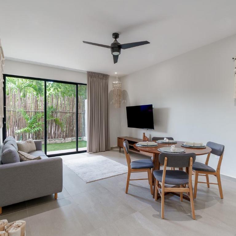 Downtown Penthouse with Private Pool, Rooftop Pool and Gym, short distance from Beaches, Restaurants & Nightlife - Apartamento de 2 dormitorios - 45