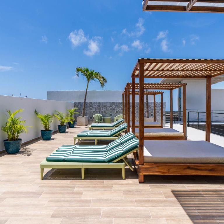 Downtown Penthouse with Private Pool, Rooftop Pool and Gym, short distance from Beaches, Restaurants & Nightlife - Apartamento de 2 dormitorios - 88