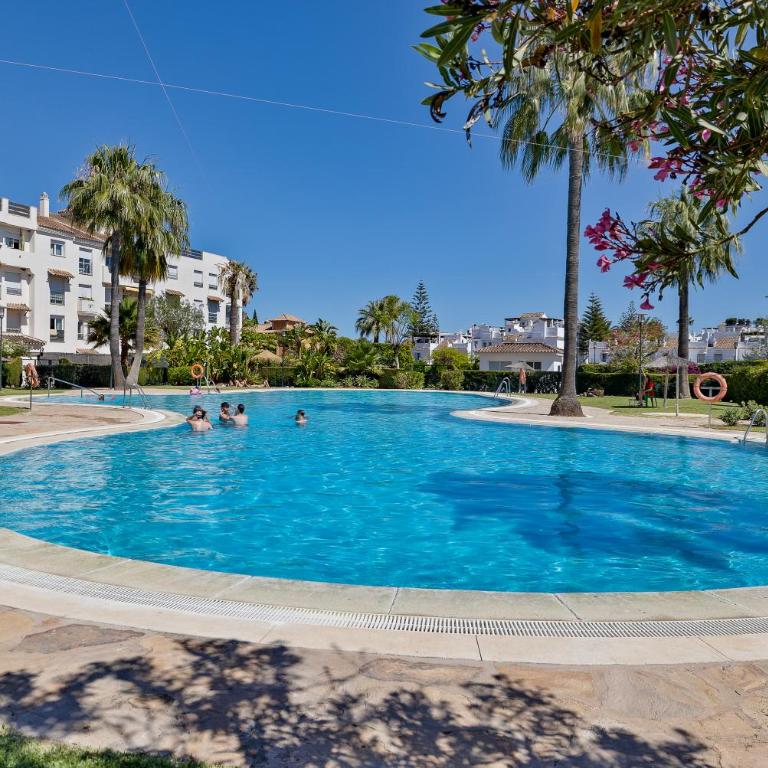 Lorcrisur Apt Near Puerto Banus - Apartamento de 2 dormitorios - 23