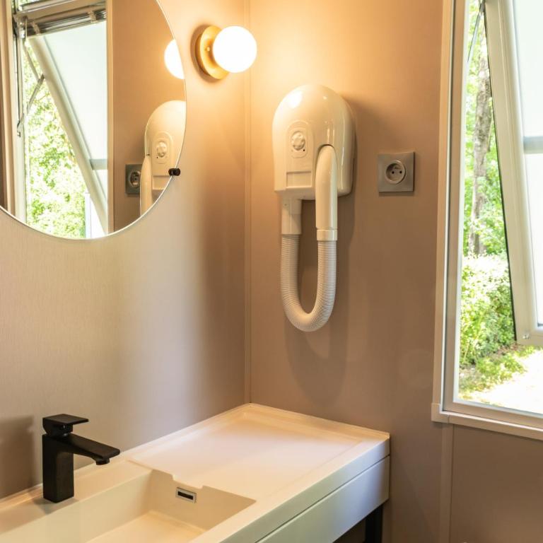 Camping Domaine de la Ville Huchet - Premium Mobile Home Manureva 2 bedrooms - 5