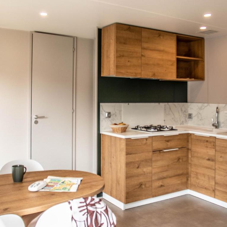 Camping Domaine de la Ville Huchet - Mobil Home Comfort Chausey 2 Bedrooms - 2