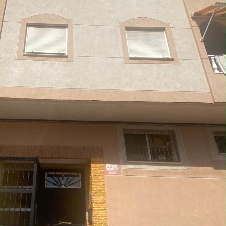 Acogedor apartamento en zona residencial con piscina - Apartamento de 2 dormitorios - 15
