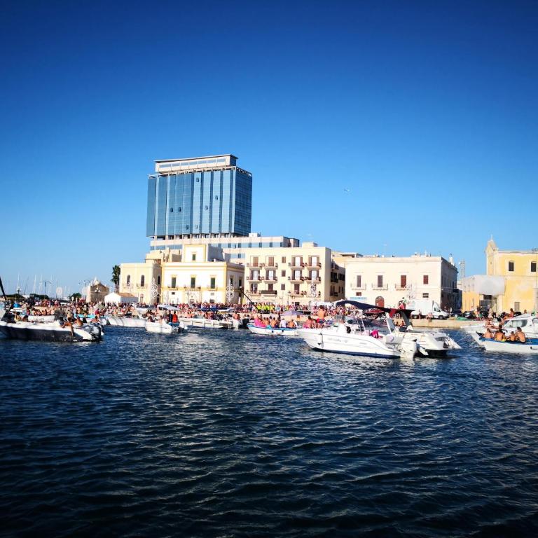 Marine Place Gallipoli - One-Bedroom Apartment - 24