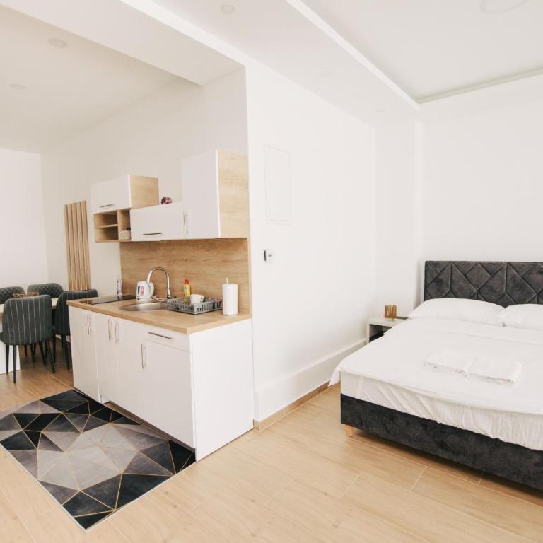 KS Apartments - Superior Studio - 9