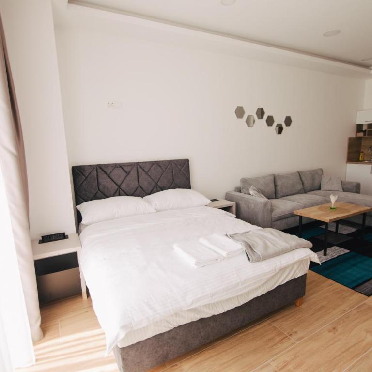KS Apartments - Standardni Studio - 4