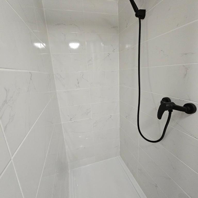 Tout confort ! Ville, Calme, Cinéma privé, Climatisation, Parking, WiFi - Apartment mit 1 Schlafzimmer - 9