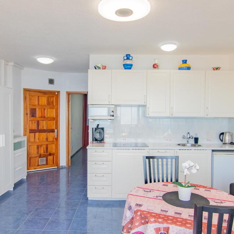 Ocean Breeze Apt by Dream Homes Tenerife - Apartamento con vistas al mar - 11