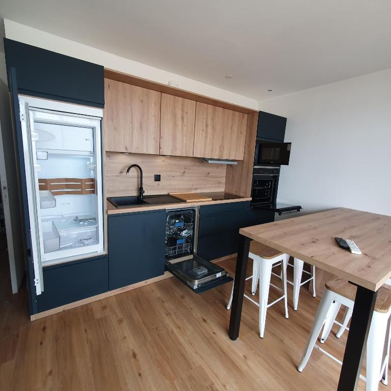 Oceanes appartement vue mer - Two-Bedroom Apartment - 24