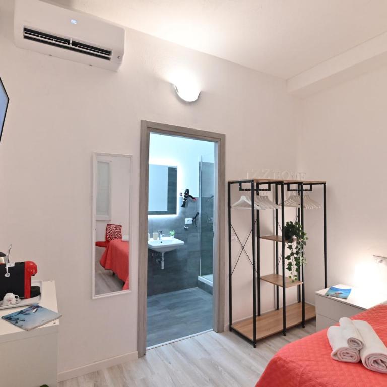 IzzHome City Heart Rooms - Superior Double Room - 12