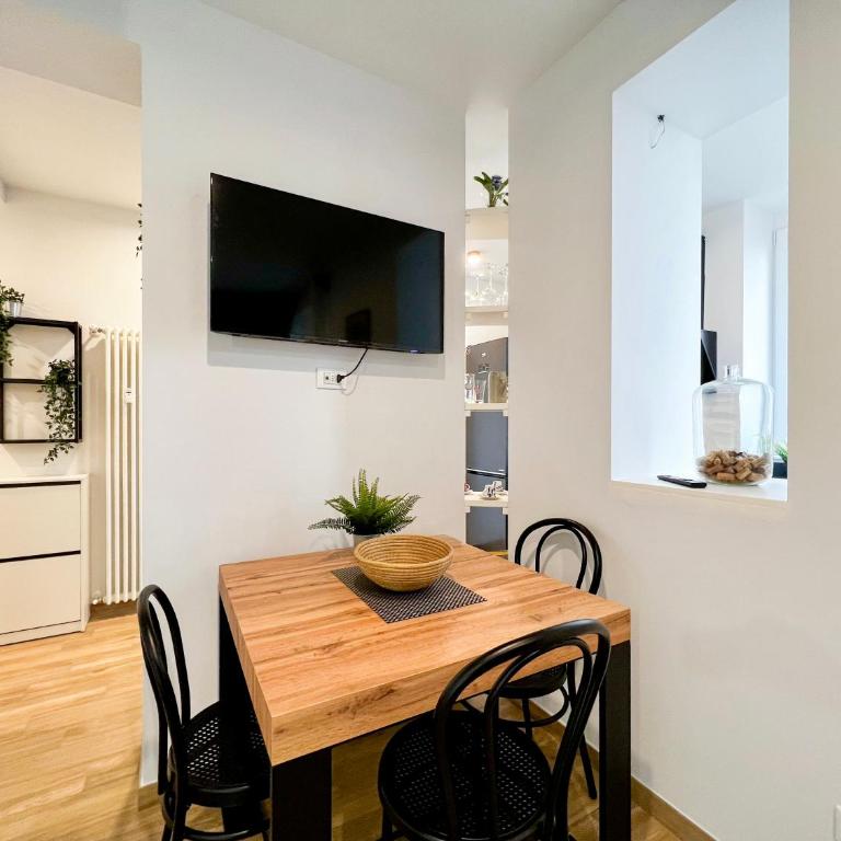 Repetti Suites - Two Adjacent & Independent Apartments 10 minutes to Milan City Centre & Linate Airport - Appartamento con 1 Camera da Letto - 4