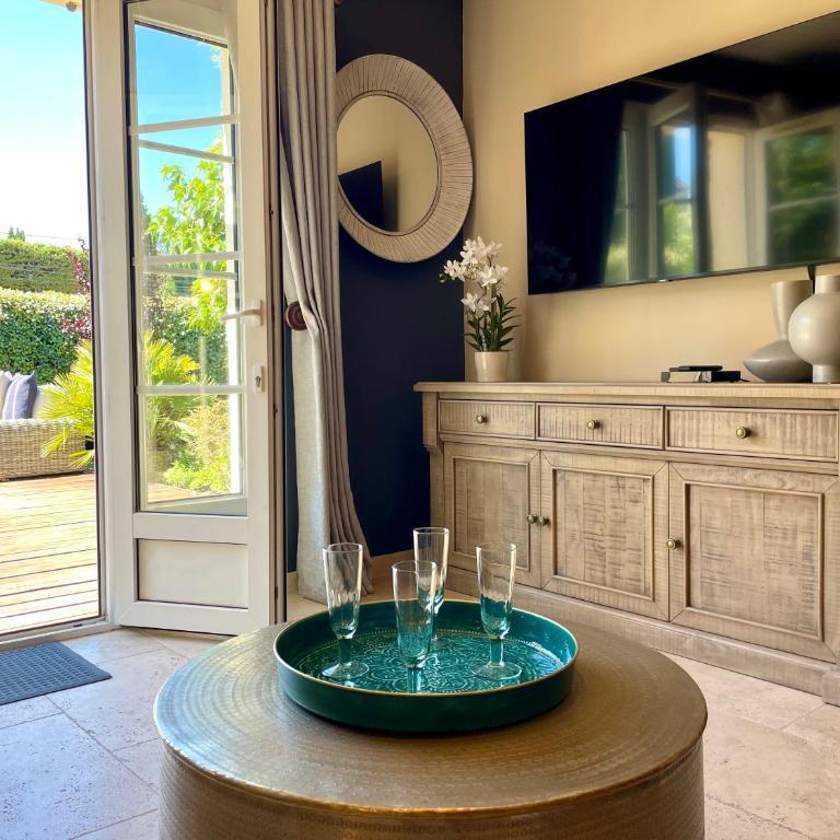 Villa Jasmin - Charming & Cosy (Sleeps 6) - Villa 3 Chambres - 5