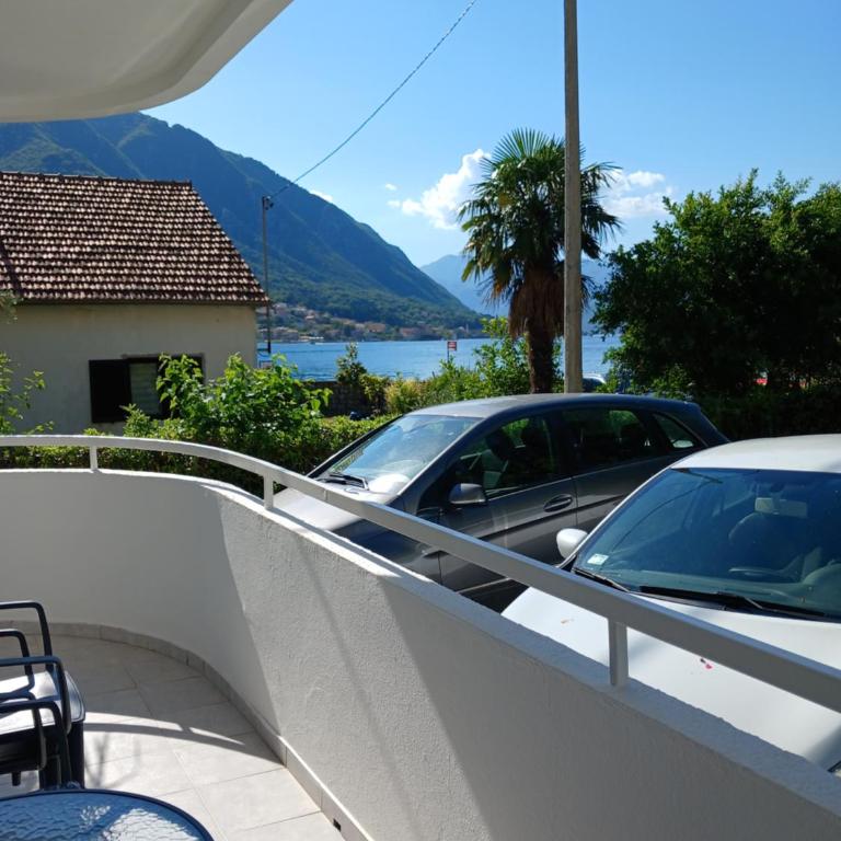 Apartments Tiha noć Kotor - One-Bedroom Apartment - Sea Side - 8