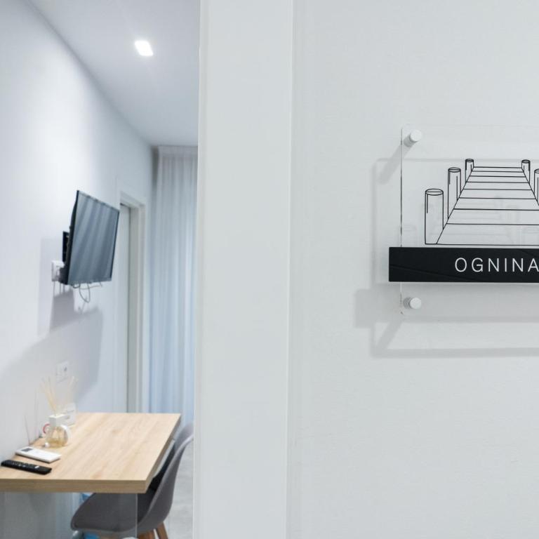 CATANIA E DINTORNI LIVING ROOMS - Double Room with Terrace - 2