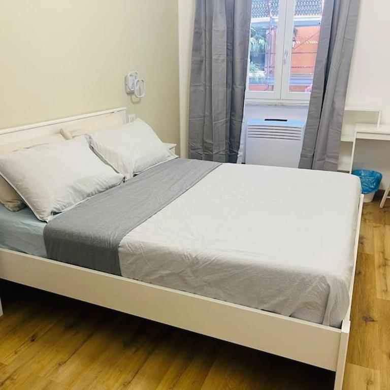 RHome Flaminio Casa Vacanze - Appartamento con 2 Camere da Letto - 4