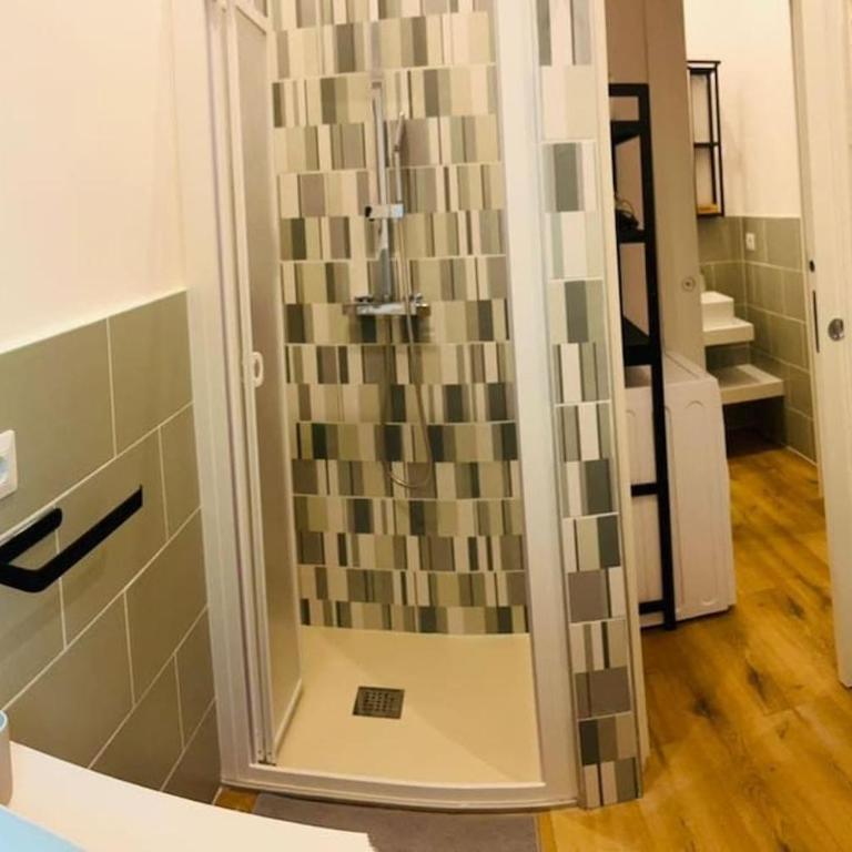 RHome Flaminio Casa Vacanze - Appartamento con 2 Camere da Letto - 9