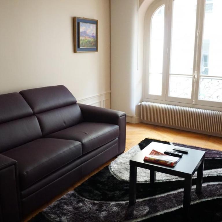 Paris 17 Apartment in Lively Village Style Poncelet District - Appartement 1 Chambre - 8