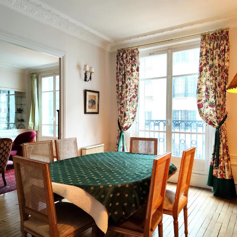 Peaceful 15th Paris Apartment with Metro Access - Appartement 2 Chambres - 9