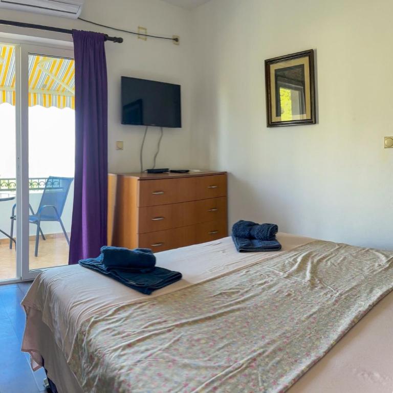 Villa Dulsinea - Double Room with Balcony and Sea View - 9