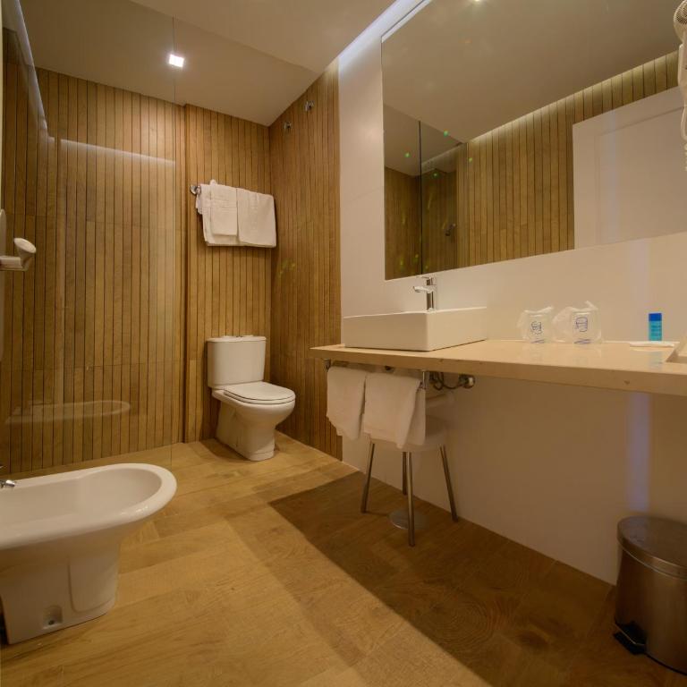 Hotel Puerto Bahía & Spa - Habitación Doble con cama supletoria - 1 o 2 camas (2 adultos + 1 niño) - 4