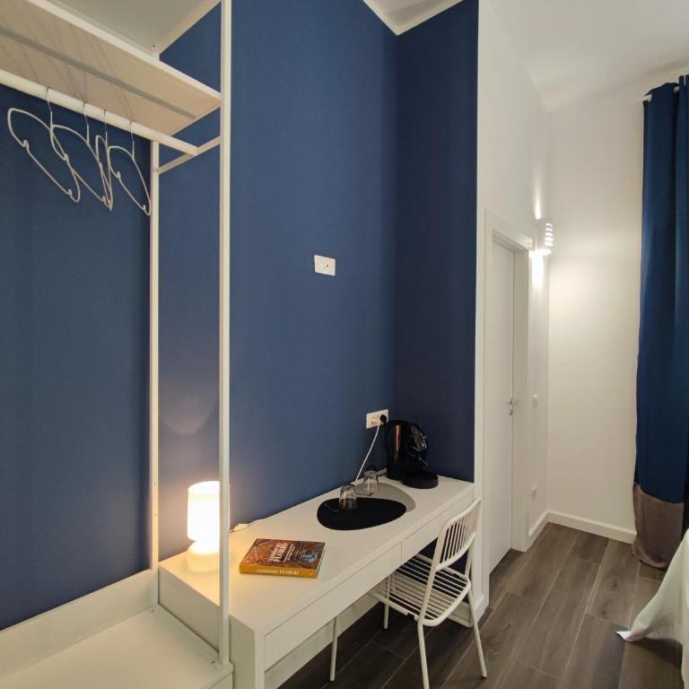 Donna Oliva Guest House - Double Room with Private Bathroom - 15