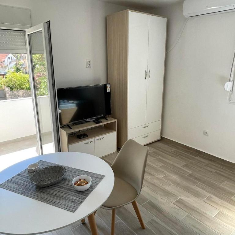 Jeja Apartments - Apartman sa 1 Spavaćom Sobom - 3
