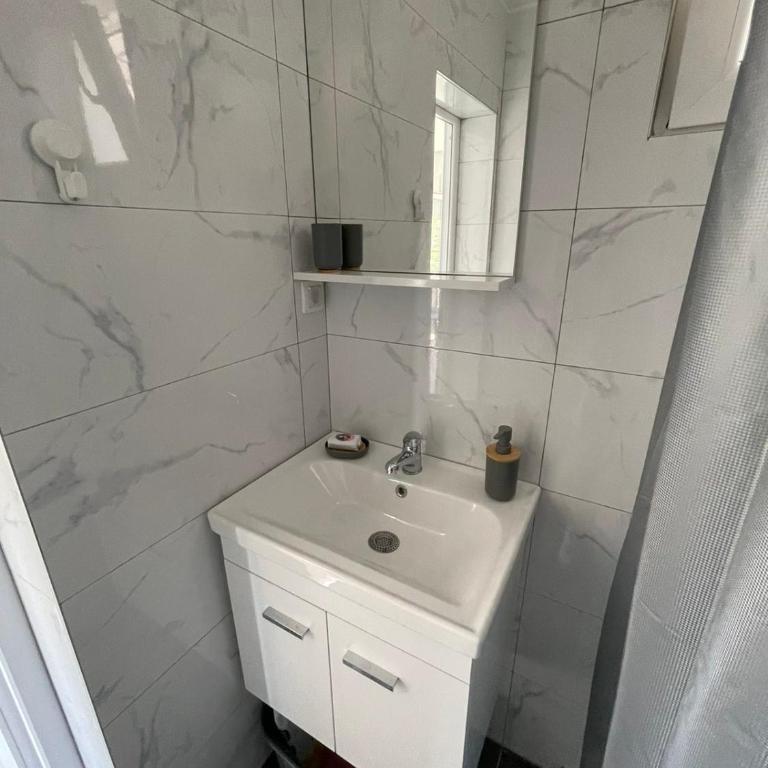 Jeja Apartments - Apartman sa 1 Spavaćom Sobom - 7