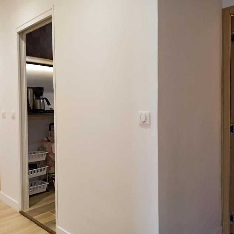 Paris 8 Fashionable Apartment on Prestigious Faubourg Saint Honore - Appartement 1 Chambre - 9
