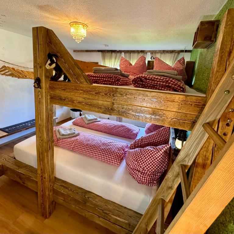 ZUR GLÜCKLICHEN GAMS - Alpine Boutique Apartment - Apartment mit 2 Schlafzimmern und Balkon - 2