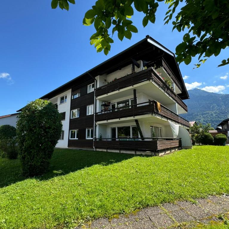 ZUR GLÜCKLICHEN GAMS - Alpine Boutique Apartment - Apartment mit 2 Schlafzimmern und Balkon - 36