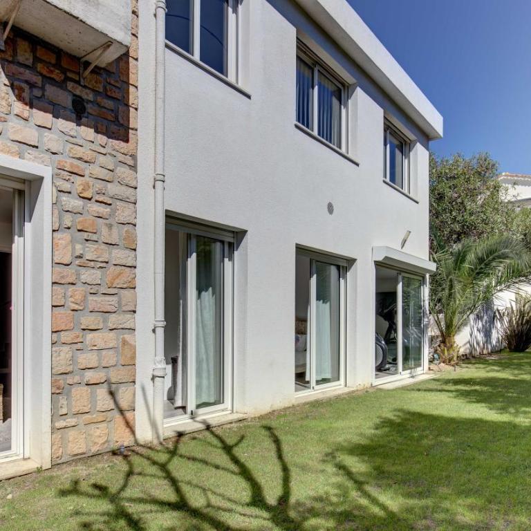 CANNES VILLA: 15 mins walk to beach & centre - Villa - 10