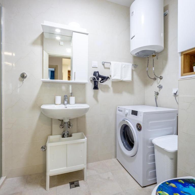 Two bedroom apartment Mali princ - Apartman sa 2 Spavaće Sobe - 19