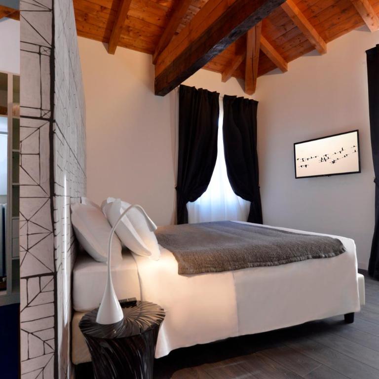 Phi Hotel Bologna - Luxury Apartment - Dependence - 5