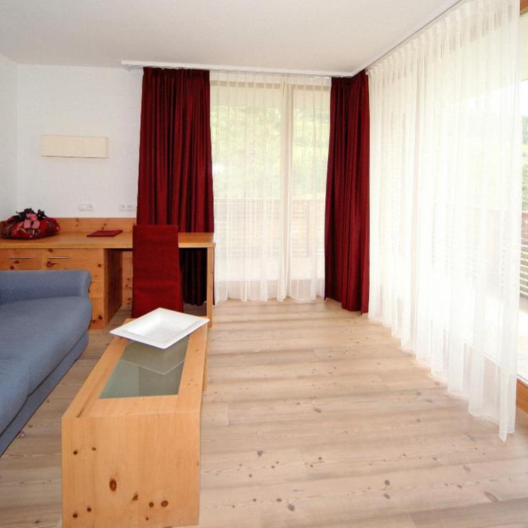 Alpine Hotel Ciasa Lara - Suite con vistas a la montaña - 9