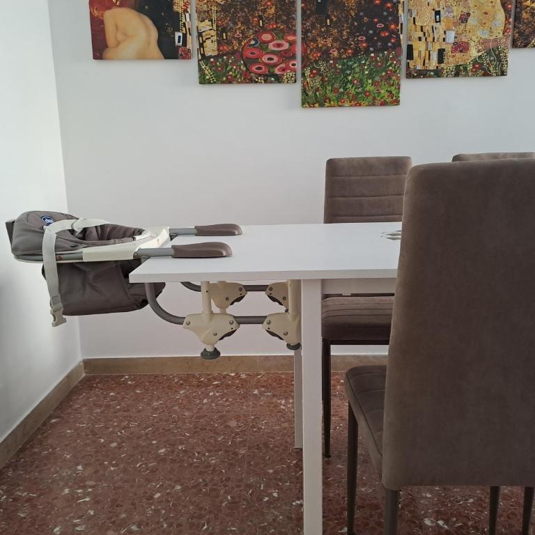Mauri's Home - CasaMauri - Adiacente Metro C - Appartamento con 2 Camere da Letto e Terrazza - 34