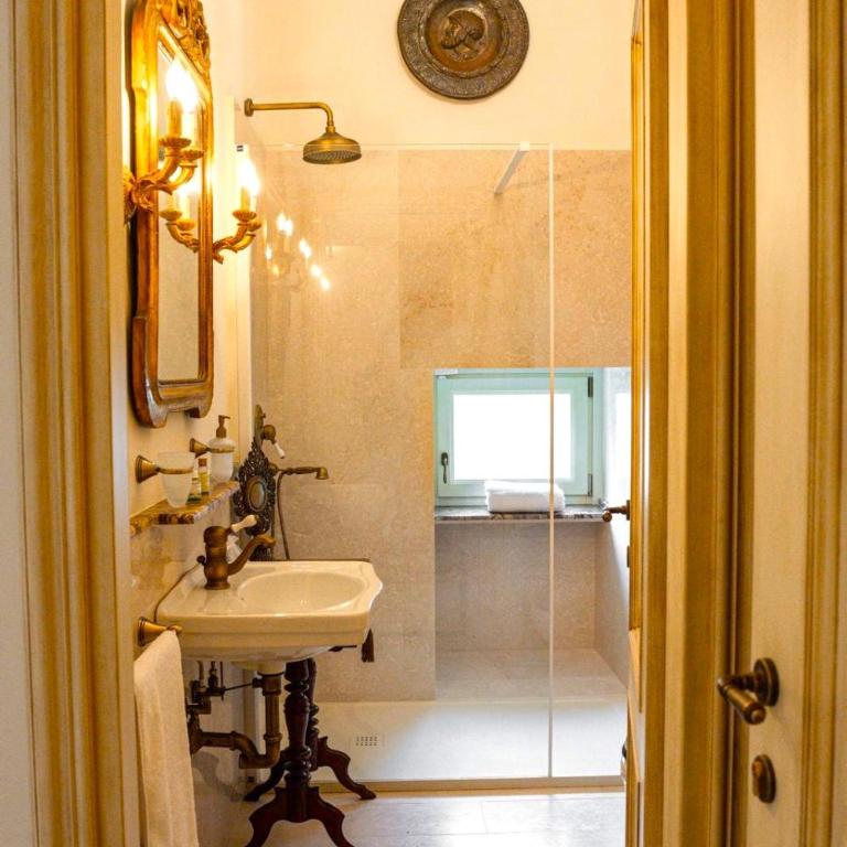 La Casa Di Agartha - Camera Matrimoniale con Bagno Privato - 4