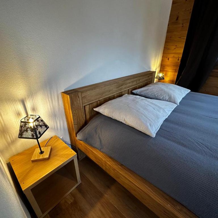 La Tzoum'hostel - Double Room with Private Bathroom - 2