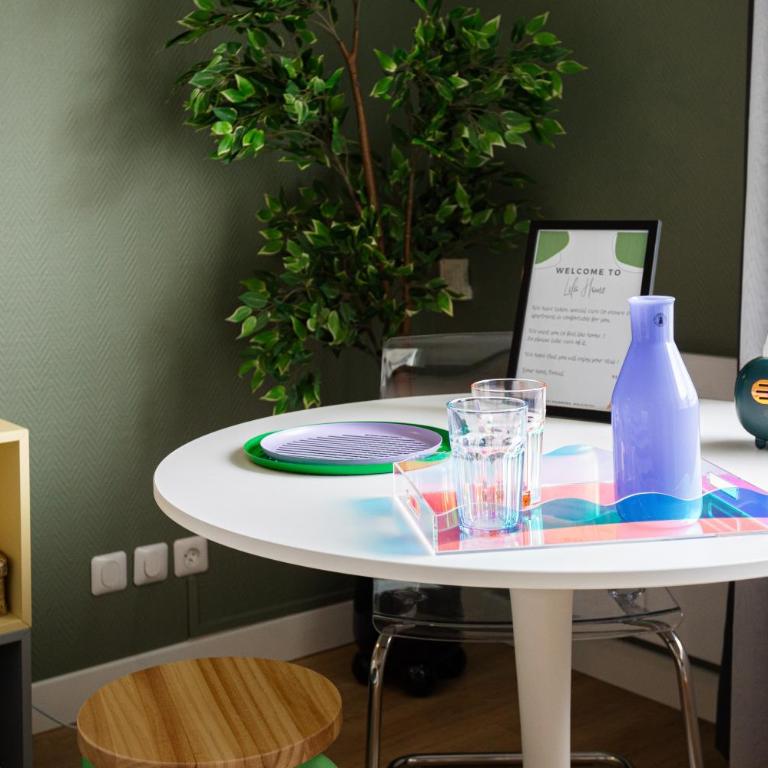 Lila Home - Tour Eiffel à 10mn - Balcon et Parking offert - Appartement 1 Chambre - 6