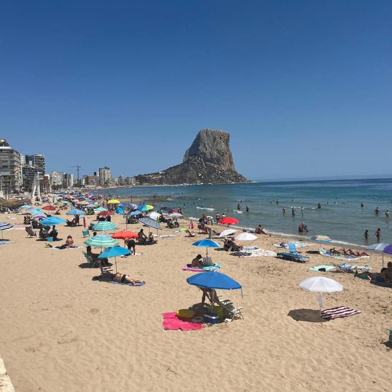 Apartamento Coral - Three-Bedroom Apartment with Balcony - 21