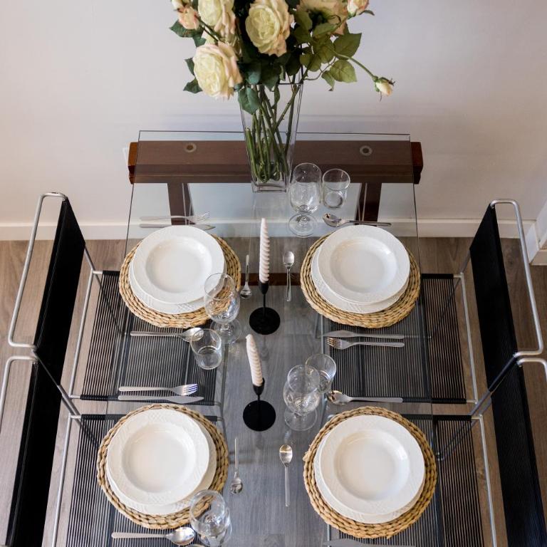 Inmyhome Puerta Real - Two-Bedroom Apartment - 15