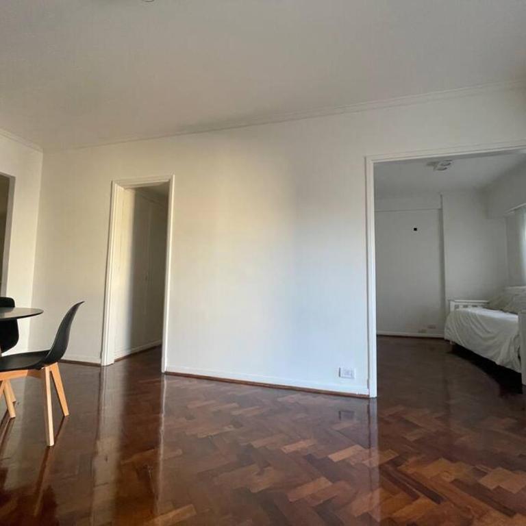 Semipiso en Recoleta-Callao entre Posadas y Alvear - Apartamento de 2 dormitorios - 2
