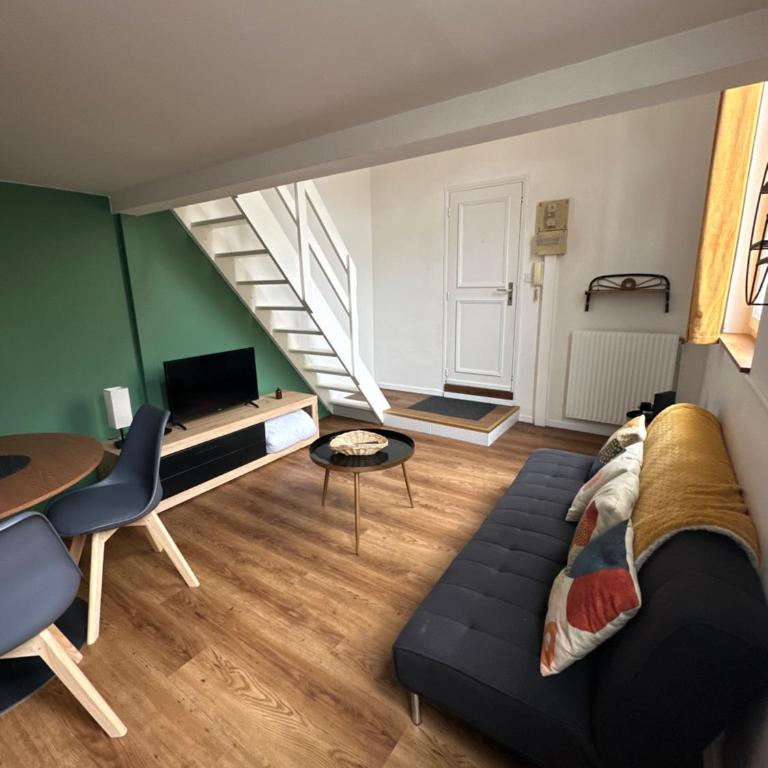 Charmant Duplex parking possible - Appartement 1 Chambre - 3