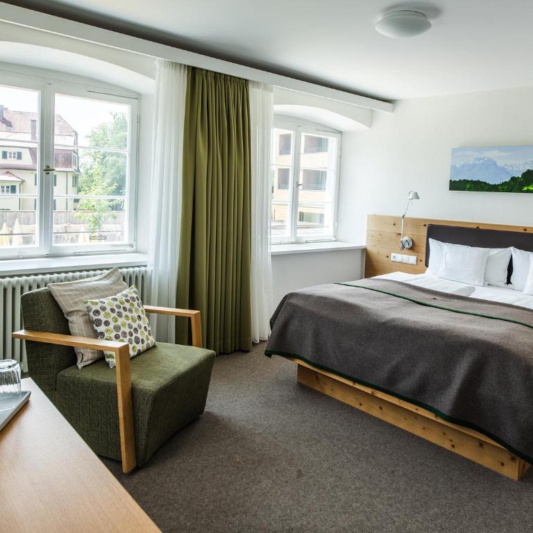 Hofgut Farny - Doppelzimmer - 1