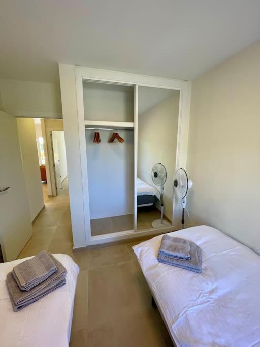 4New, 2 bed 2 bath Apartment Built 2024 with Community Pool and local beach - Apartamento de 2 dormitorios con vistas a la piscina - 34