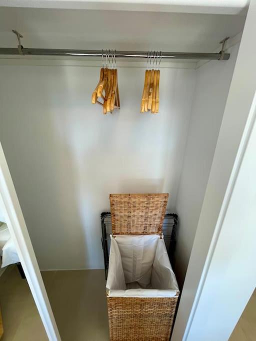 4New, 2 bed 2 bath Apartment Built 2024 with Community Pool and local beach - Apartamento de 2 dormitorios con vistas a la piscina - 29