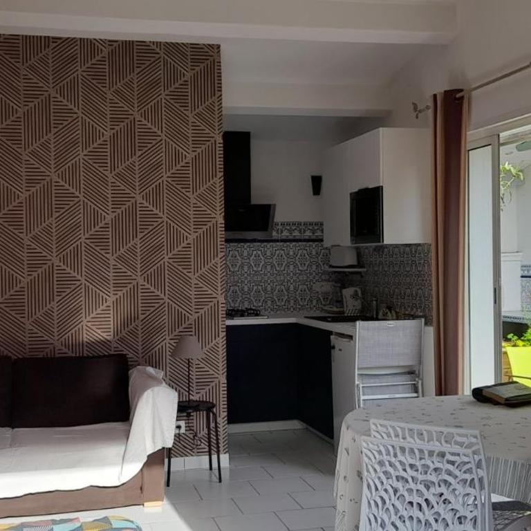 sur le Bassin d'Arcachon charmant studio de 28m2 - Appartement 1 Chambre - 2