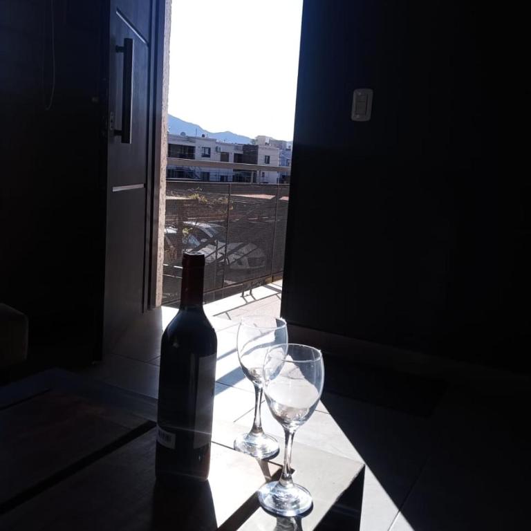 DEPARTAMENTO BOUTIQUE DE DISEÑADOR " GREY 22 " - Cochera - Vista a la Montaña - Apartamento de 2 dormitorios - 20